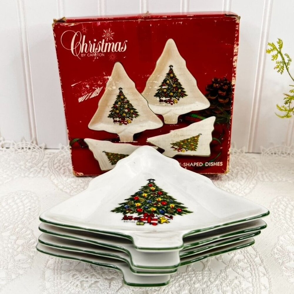 Vintage Christmas By Carlton Set of 4 Tree Shaped Dishes Mount Clemens Pottery
